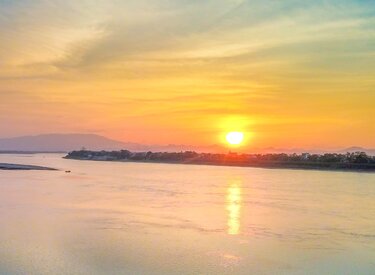 Cầu Trung Hà - Sống chung với sự phát triển của Hà Nội