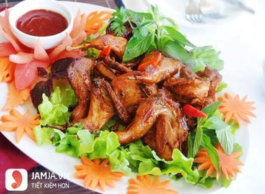 Thịt cò ba vì: Sự hấp dẫn từ hương vị truyền thống và thực đơn đa dạng