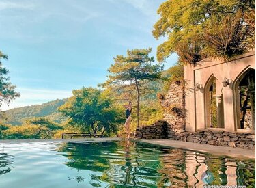 Du lịch bụi Ba Vì: Khám phá vùng đồng cỏ xanh tươi và núi non hùng vĩ