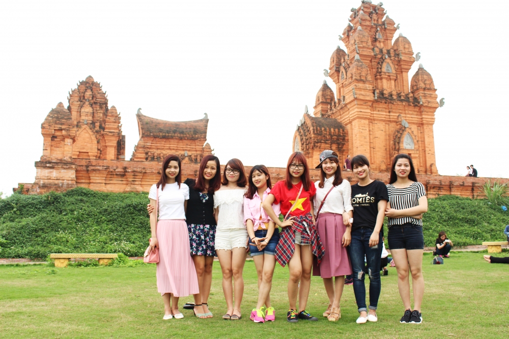 Tour du lịch Làng văn hóa 54 dân tộc Việt Nam – Ba Vì Home