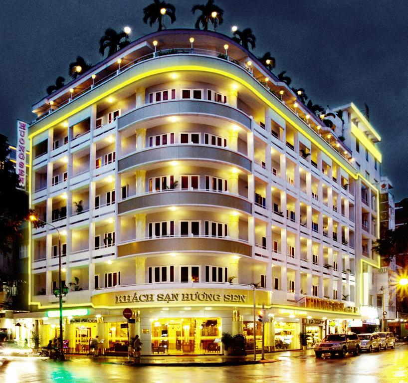 Top 15 khách sạn ở Quận 1 tốt nhất trung tâm TP. Hồ Chí Minh - Mr.Vivu ...